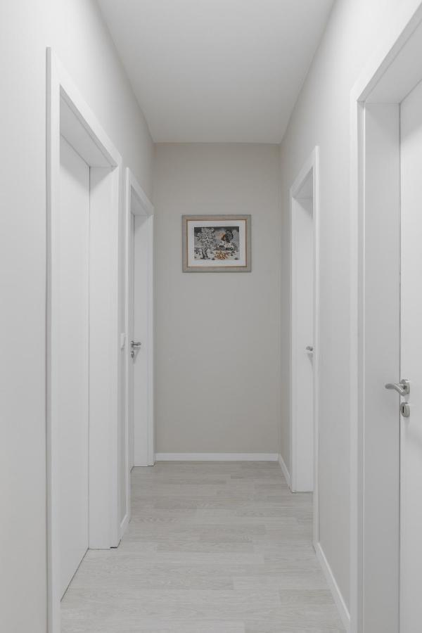 Bleri Apartment, 2 Bedroom, Free Parking Prishtinë Luaran gambar
